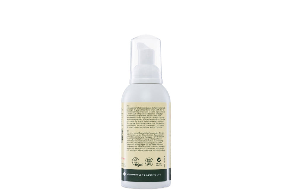 Liforme Ultimate Everyday Yoga Mat Cleaner image 4