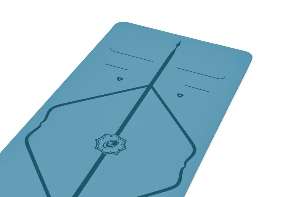 Liforme Kids Classic Yoga Mat - Blue image 4