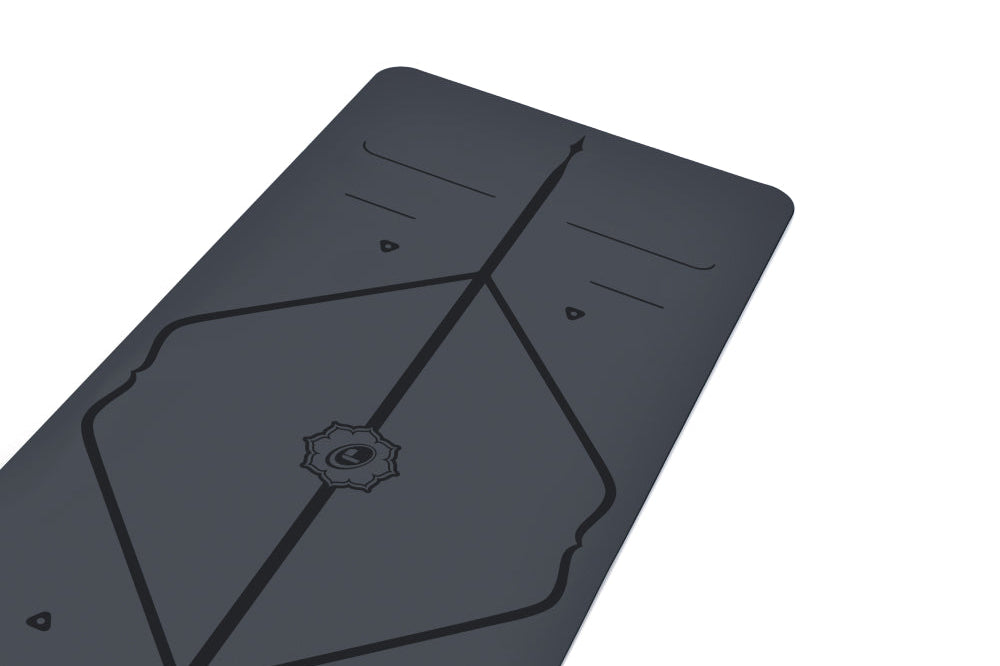 Liforme Kids Classic Yoga Mat - Grey image 4
