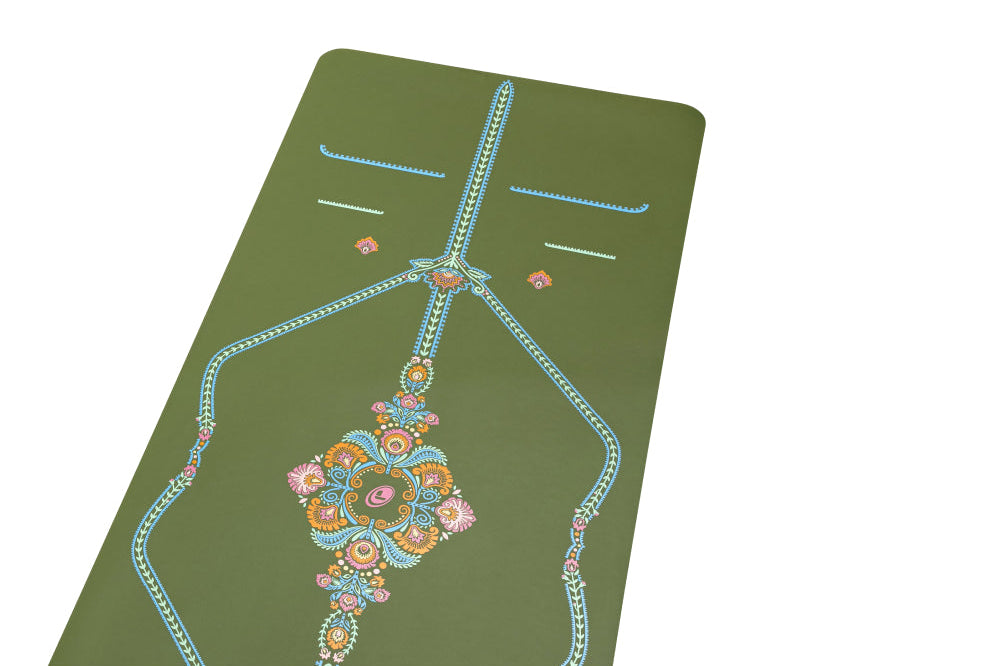 Liforme Mindful Garden Travel Yoga Mat - Olive/Floral image 4