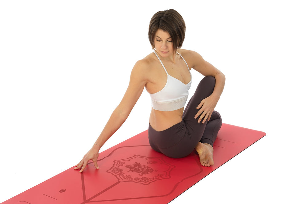 Liforme Zodiac Animal Yoga Mat - Year of the Pig image 6